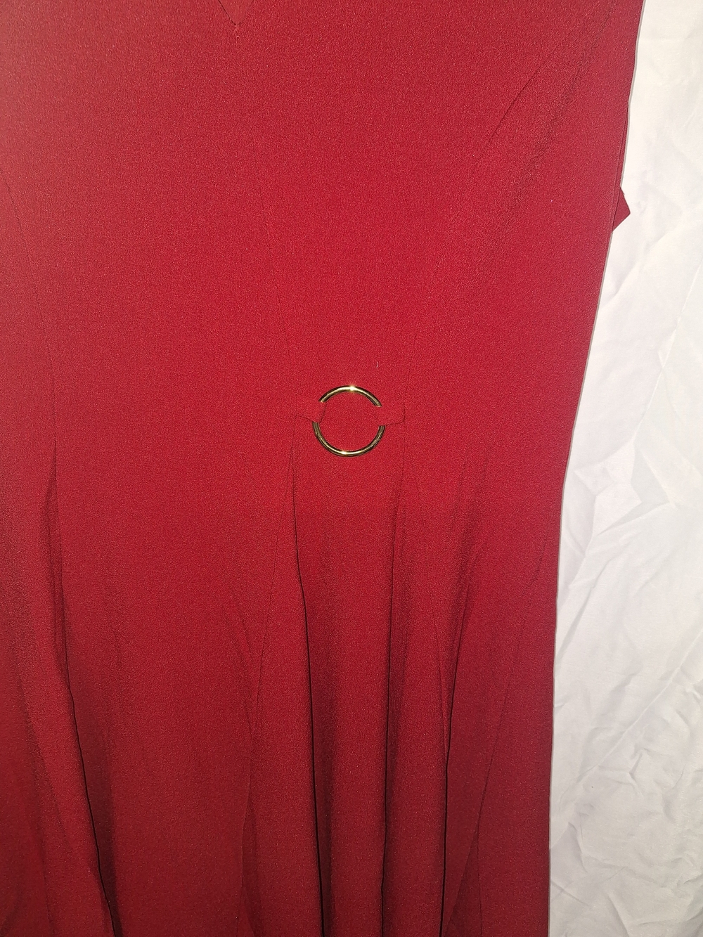 London Style Burgundy Cap-Sleeve Fit & Flare Dress with Gold Ring - Picture 2 of 7